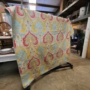 Echo Quilted double sided coverlet blanket 88" x 80" Queen blue green red